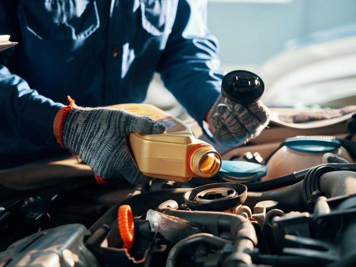 Pouring motor oil